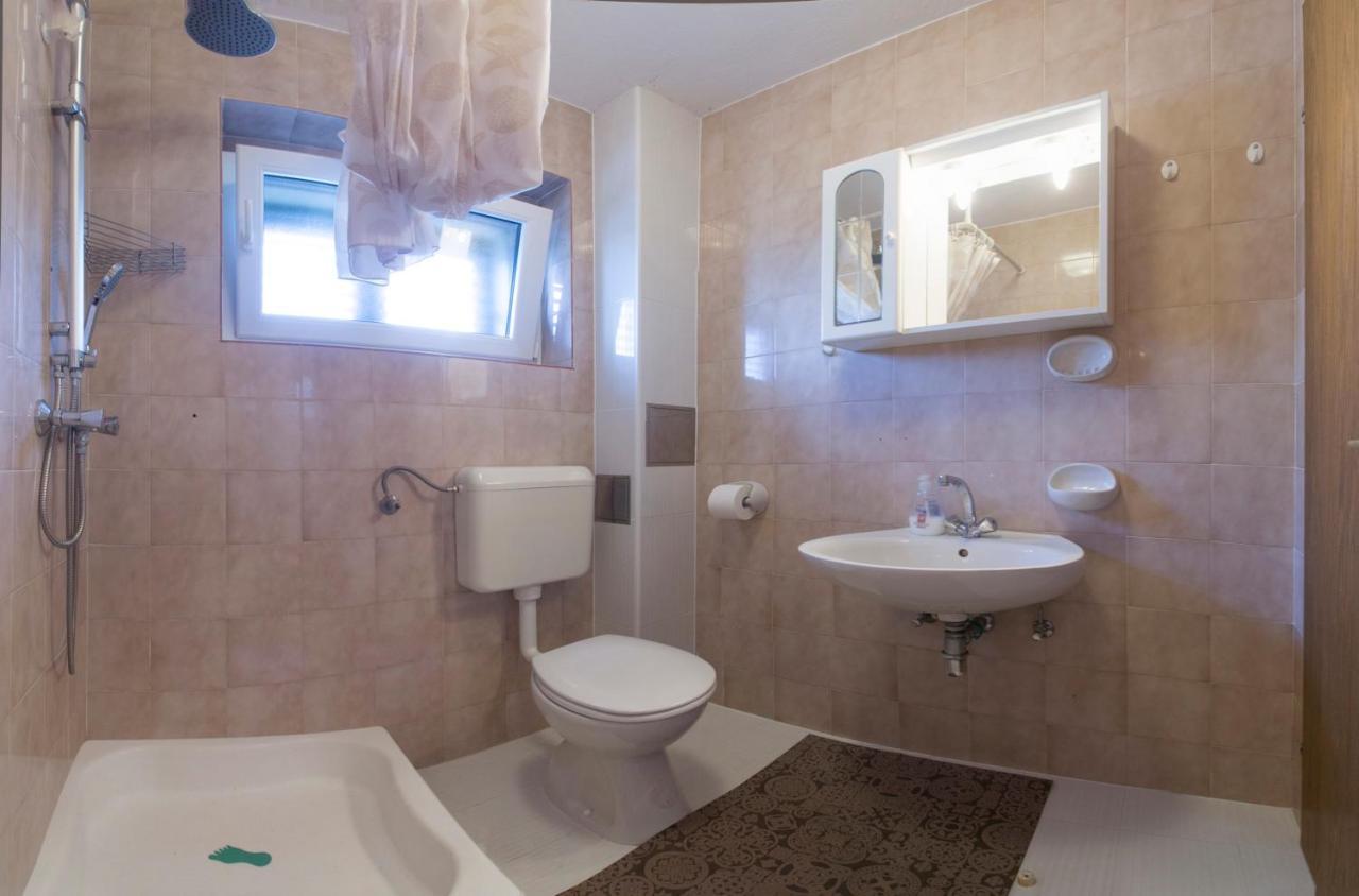 Apartments Ivana スティヴァン エクステリア 写真