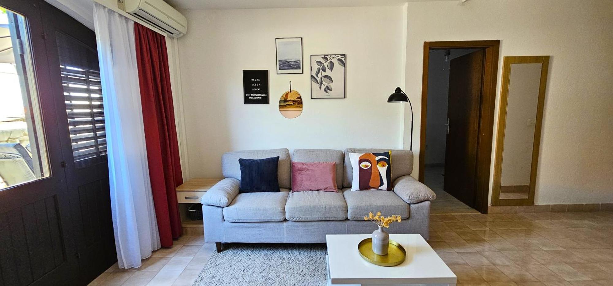 Apartments Ivana スティヴァン エクステリア 写真